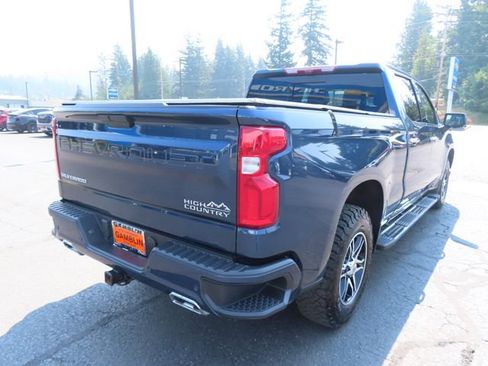 Used 2021 Chevrolet Silverado 1500 High Country w/ Technology Package AWD/4WD image 9