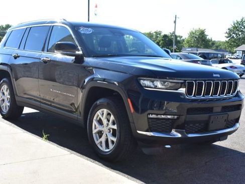 Used 2023 Jeep Grand Cherokee L Limited AWD/4WD image 14