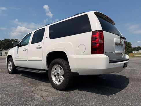 Used 2013 Chevrolet Suburban LT w/ Suspension Package, Off-Road AWD/4WD image 3