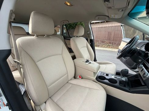 Used 2015 Subaru Outback 2.5i Premium AWD/4WD image 28