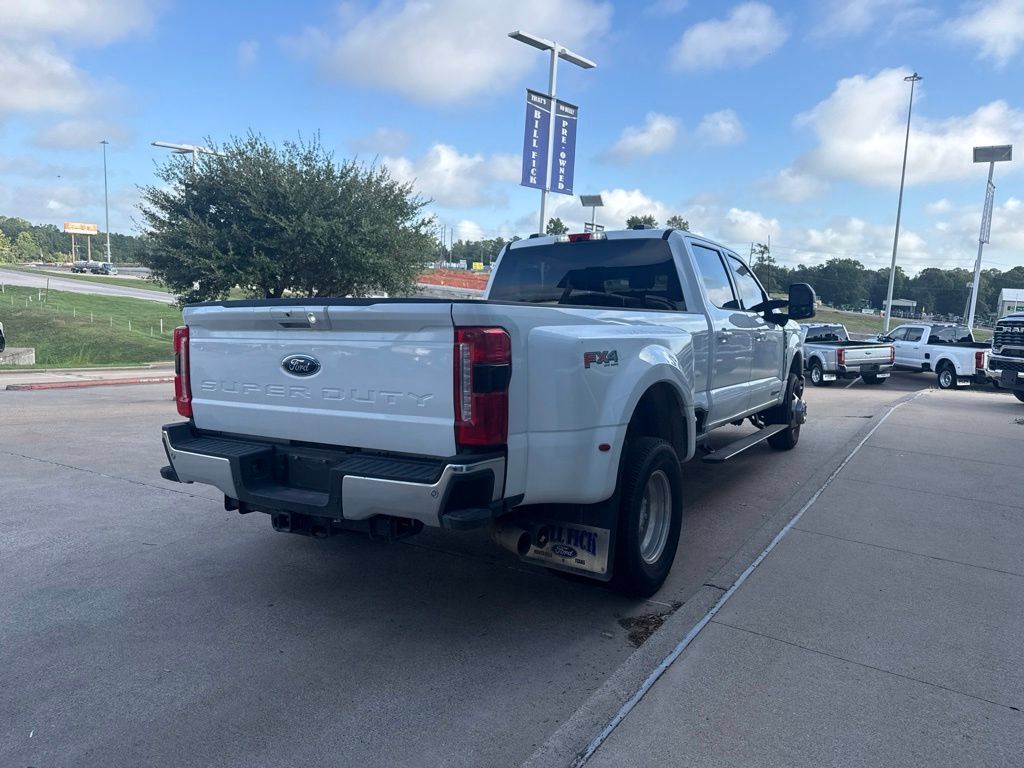 Used 2025 Ford F350 Lariat w/ FX4 Off-Road Package AWD/4WD image 8