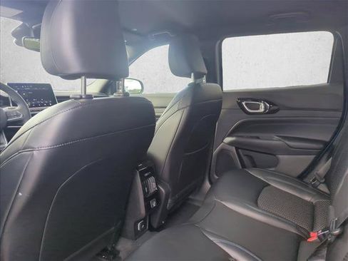New 2026 Jeep Compass Latitude AWD/4WD image 14
