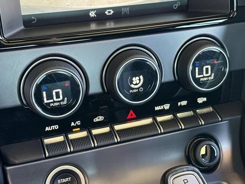 Used 2018 Jaguar F-TYPE Coupe RWD image 17