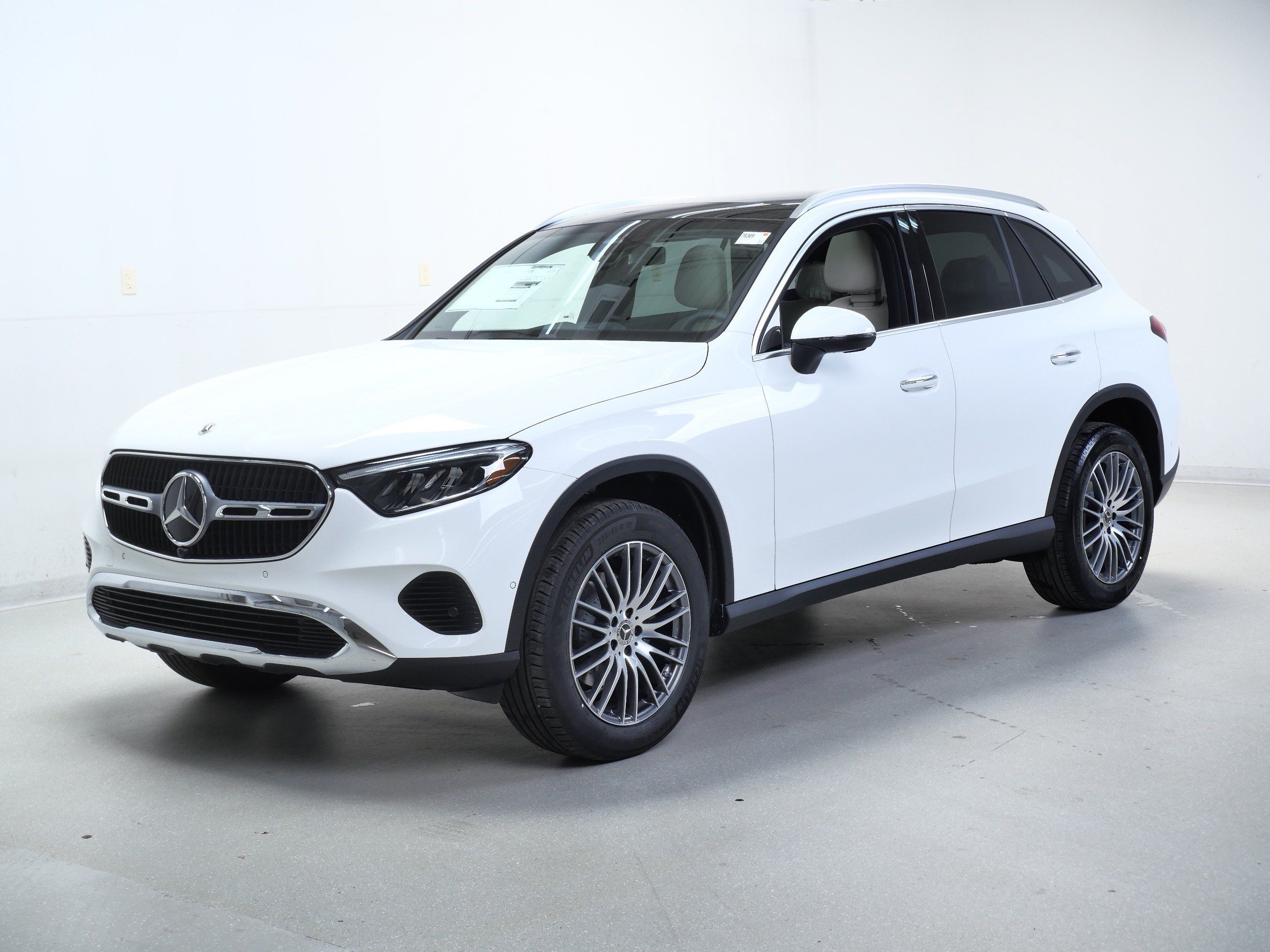 New 2026 Mercedes-Benz GLC 300 4MATIC image 5