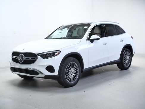 New 2026 Mercedes-Benz GLC 300 4MATIC image 5