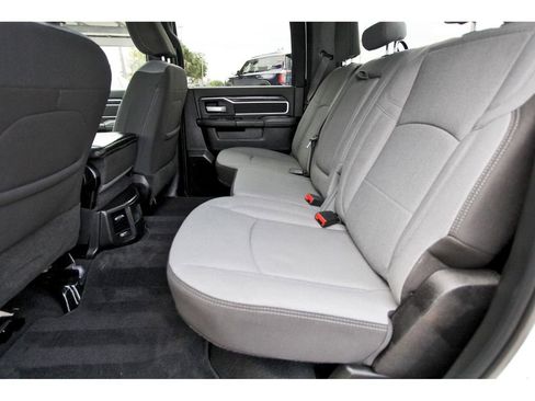 Used 2024 RAM 2500 Big Horn AWD/4WD image 7