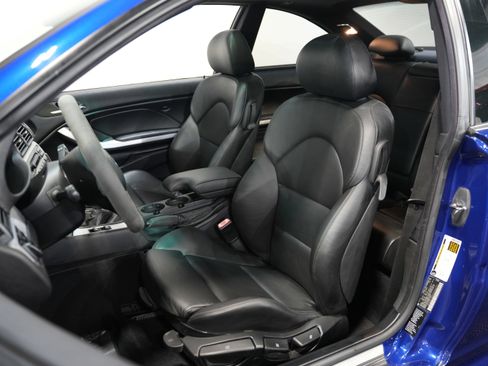 Used 2005 BMW M3 Coupe image 25