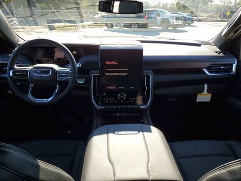 New 2026 GMC Yukon XL Denali image 12