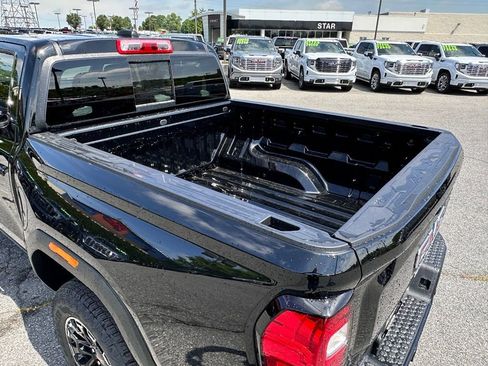 New 2026 GMC Canyon AT4 w/ AT4 Premium Package AWD/4WD image 36