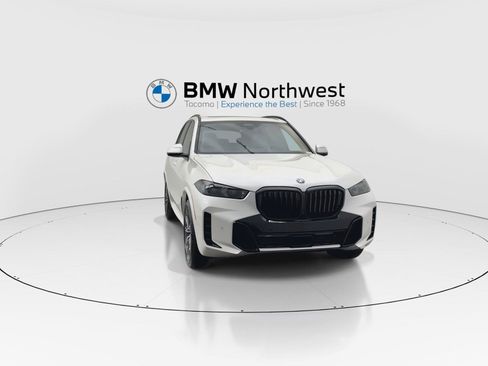 New 2026 BMW X5 xDrive40i AWD/4WD image 7