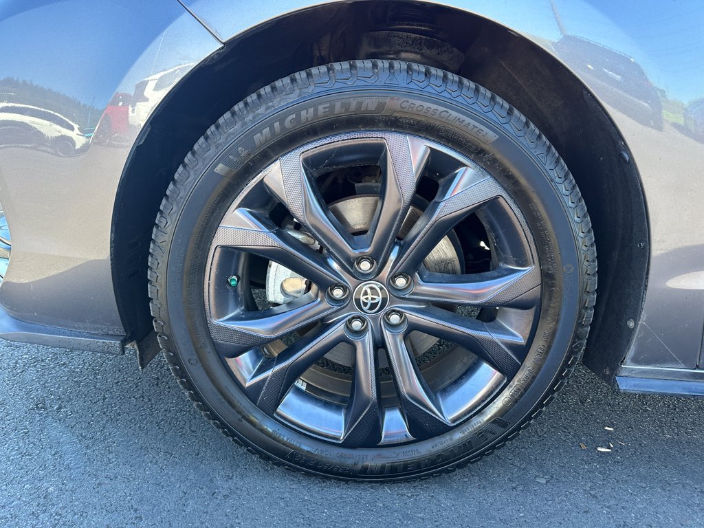 Used 2022 Toyota Sienna XSE w/ XSE Plus Package FWD image 12