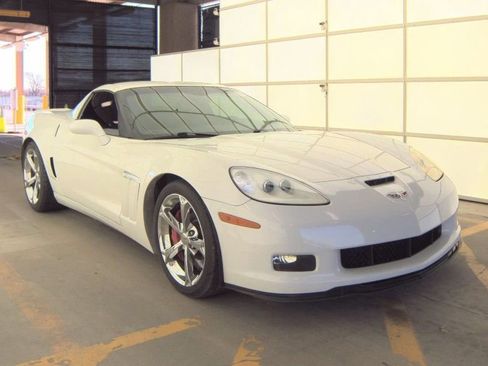 Used 2012 Chevrolet Corvette Grand Sport w/ 3LT Preferred Equipment Group image 1
