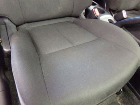 Used 2016 Nissan Versa S image 34