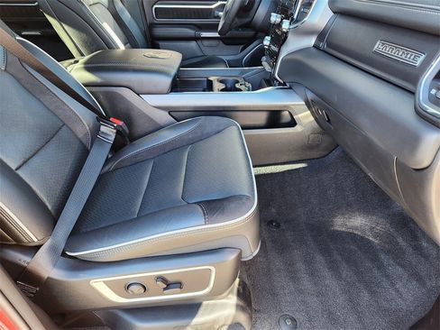Used 2025 RAM 1500 Laramie image 15