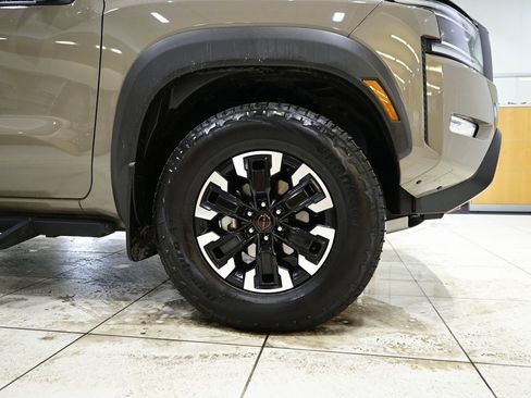 Used 2024 Nissan Frontier PRO-4X w/ Pro Convenience Package image 9