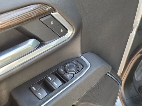 New 2026 Chevrolet Silverado 2500 LT w/ Trail Boss Package image 13