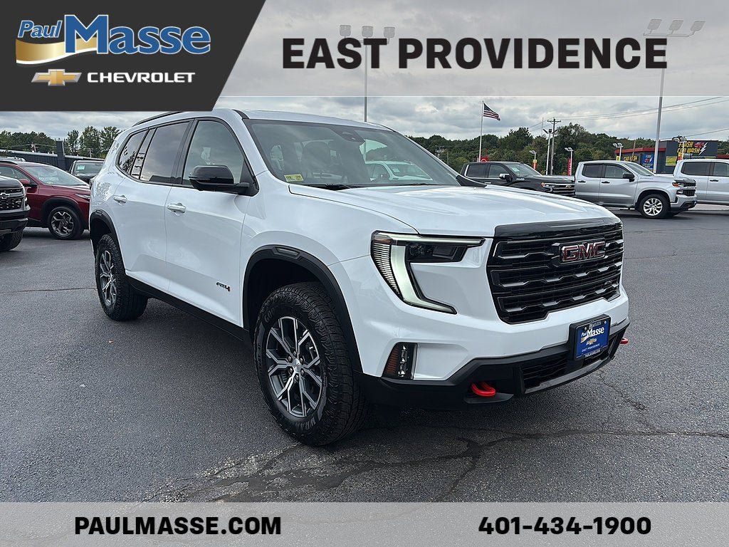 Used 2025 GMC Acadia AT4 w/ Luxury Package AWD/4WD image 3