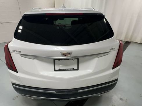 Used 2022 Cadillac XT5 Premium Luxury w/ Technology Package FWD image 7