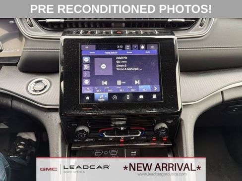 Used 2023 Jeep Grand Cherokee Laredo AWD/4WD image 22
