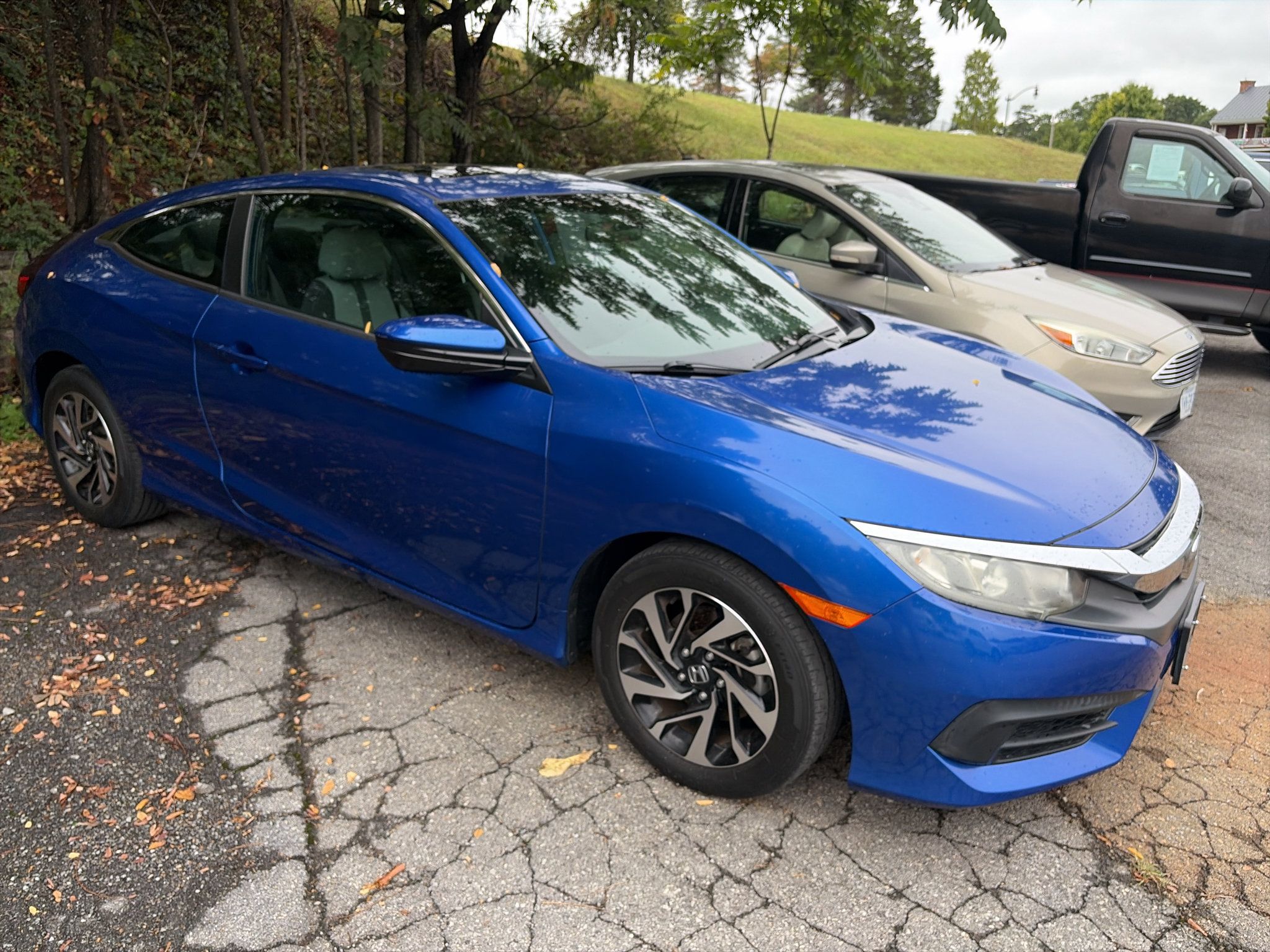 Used 2016 Honda Civic LX-P image 4