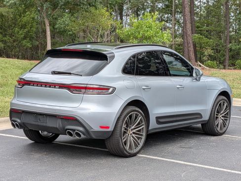 Certified 2026 Porsche Macan AWD/4WD image 24