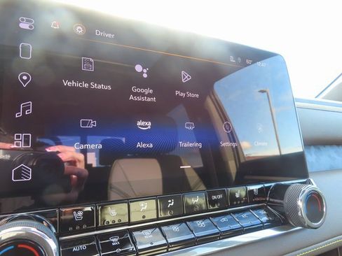 Certified 2024 Chevrolet Colorado ZR2 w/ ZR2 Bison Edition image 20