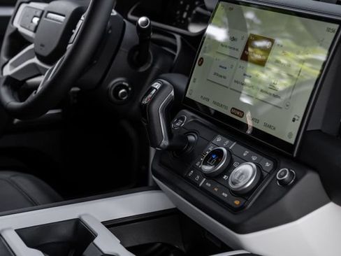 New 2026 Land Rover Defender 130 S AWD/4WD image 30