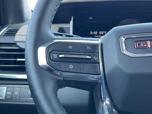 New 2025 GMC Acadia Elevation w/ Elevation Premium Package FWD image 34