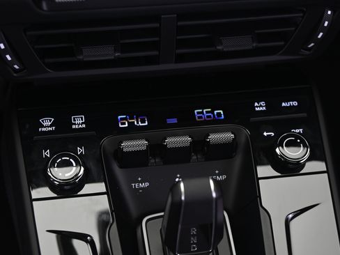 Certified 2026 Porsche 911 Carrera 4 GTS AWD/4WD image 31