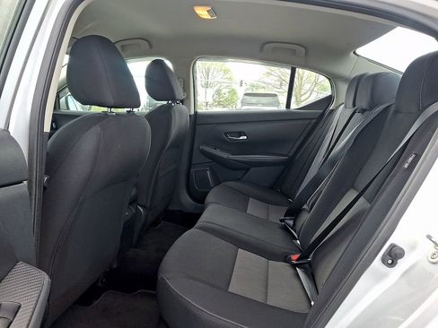 Used 2021 Nissan Sentra SV FWD image 10