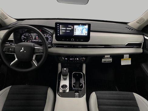 New 2026 Mitsubishi Outlander SE AWD/4WD image 56