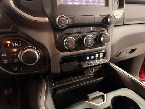 Used 2020 RAM 1500 Big Horn AWD/4WD image 36
