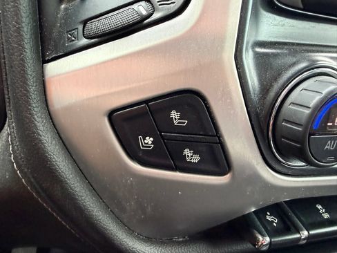 Used 2018 GMC Sierra 1500 SLT w/ SLT Premium Package AWD/4WD image 37