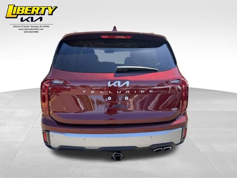 Used 2023 Kia Telluride S w/ S Sunroof Package AWD/4WD image 6
