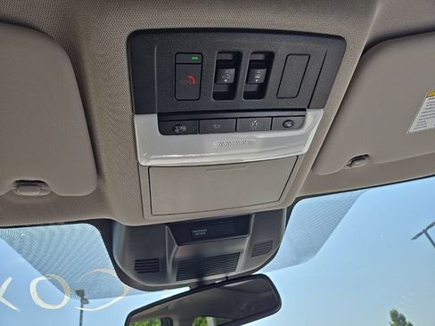 Used 2023 Nissan Rogue SL AWD/4WD image 20