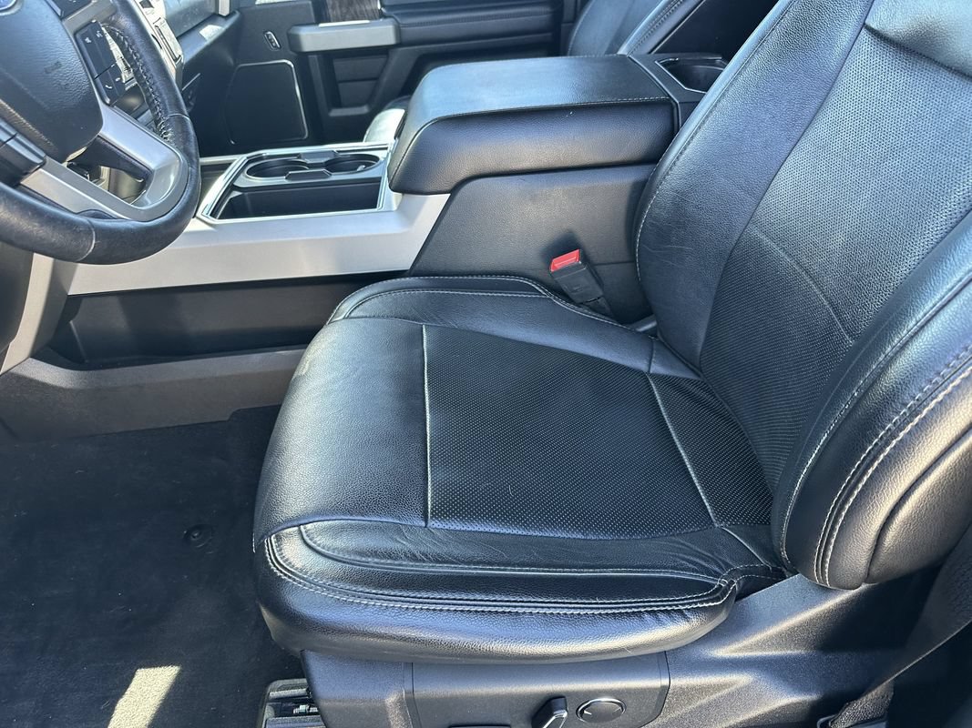 Used 2019 Ford F250 Lariat w/ Lariat Ultimate Package AWD/4WD image 35