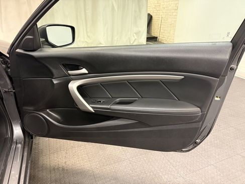 Used 2009 Honda Accord EX-L image 16