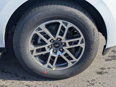 New 2025 Ford Expedition Max Active image 11