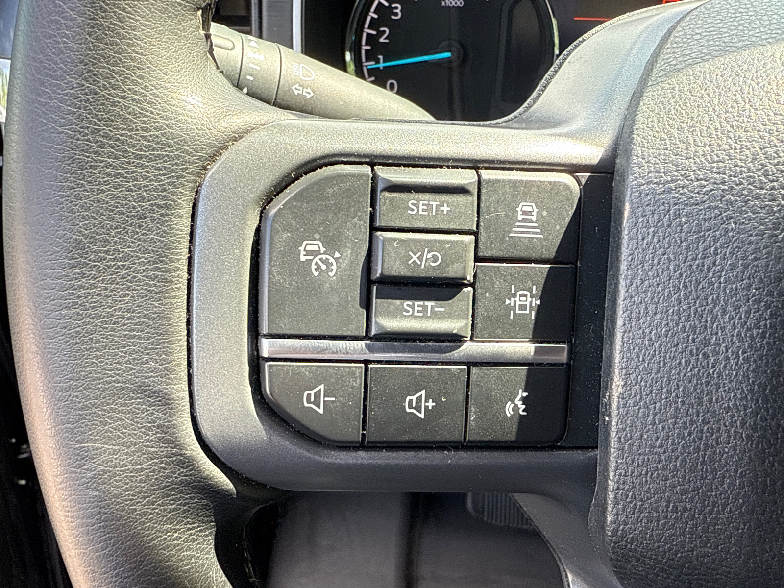 Used 2023 Ford F150 XLT w/ Equipment Group 302A High AWD/4WD image 13