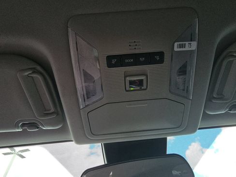 Certified 2025 Toyota RAV4 XLE AWD/4WD image 21