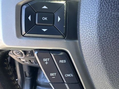Used 2020 Ford F150 Lariat w/ Equipment Group 502A Luxury AWD/4WD image 14