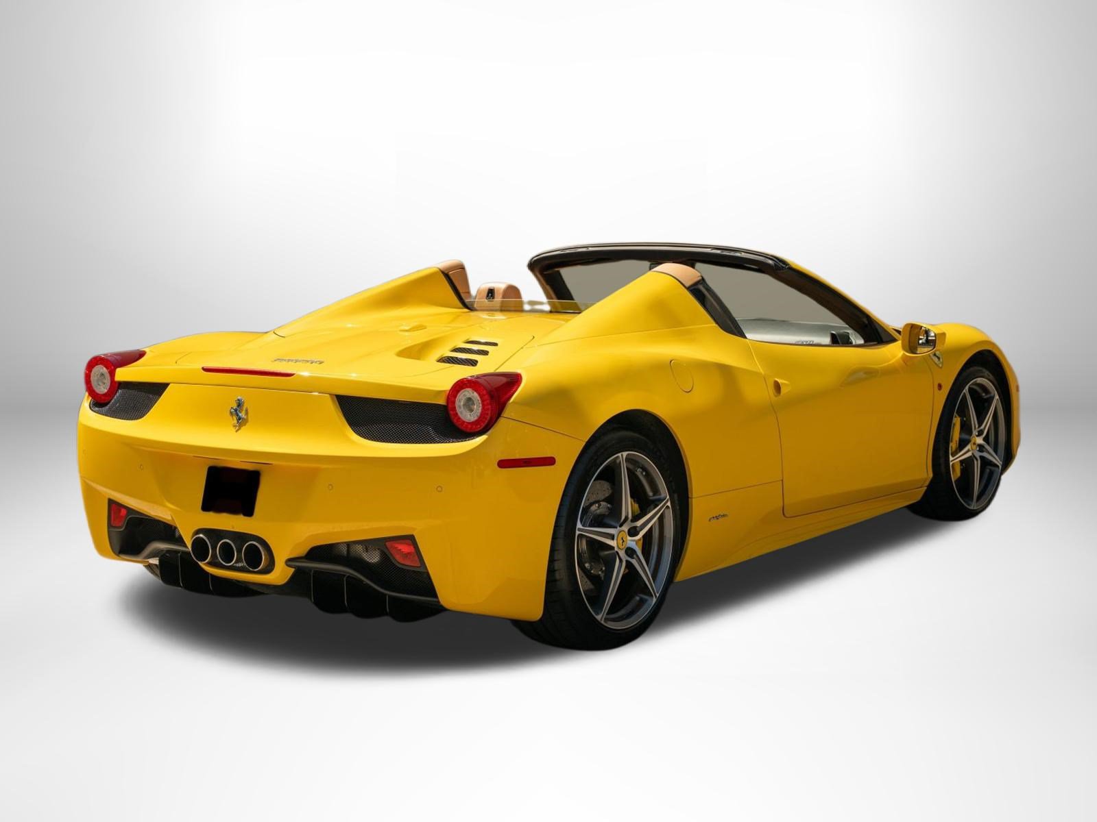Used 2014 Ferrari 458 Spider RWD image 8
