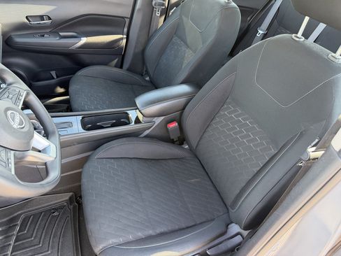 Used 2023 Nissan Kicks SV FWD image 16