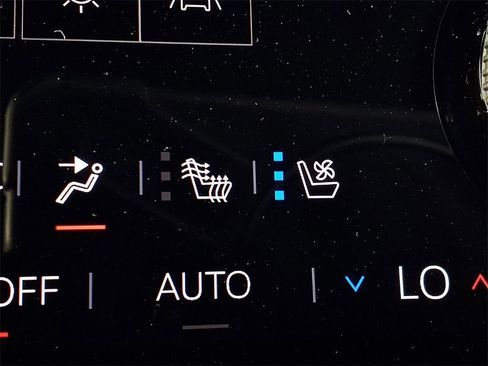 New 2026 GMC Acadia AT4 image 17