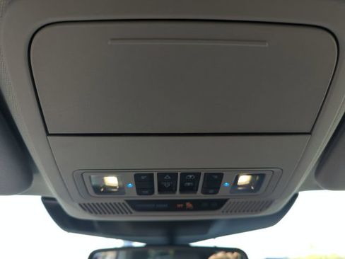 Certified 2023 Ford Explorer Limited w/ Limited Technology Package AWD/4WD image 38