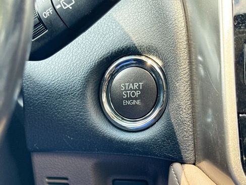 Used 2022 Lexus GX 460 Premium w/ Premium Package AWD/4WD image 18