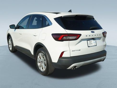 Used 2023 Ford Escape Active image 6