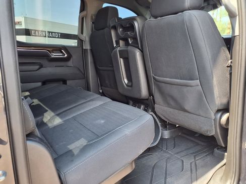 Used 2023 Chevrolet Silverado 1500 LT AWD/4WD image 14