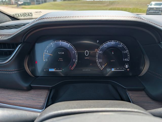 Used 2022 Jeep Grand Cherokee L Summit w/ Advanced Protech Group IV AWD/4WD image 15
