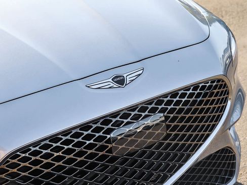 Used 2026 Genesis G70 2.5T AWD/4WD image 5